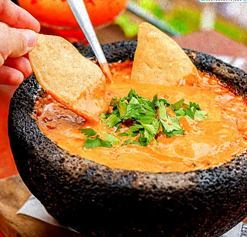 Molcajete Alebrije · $275